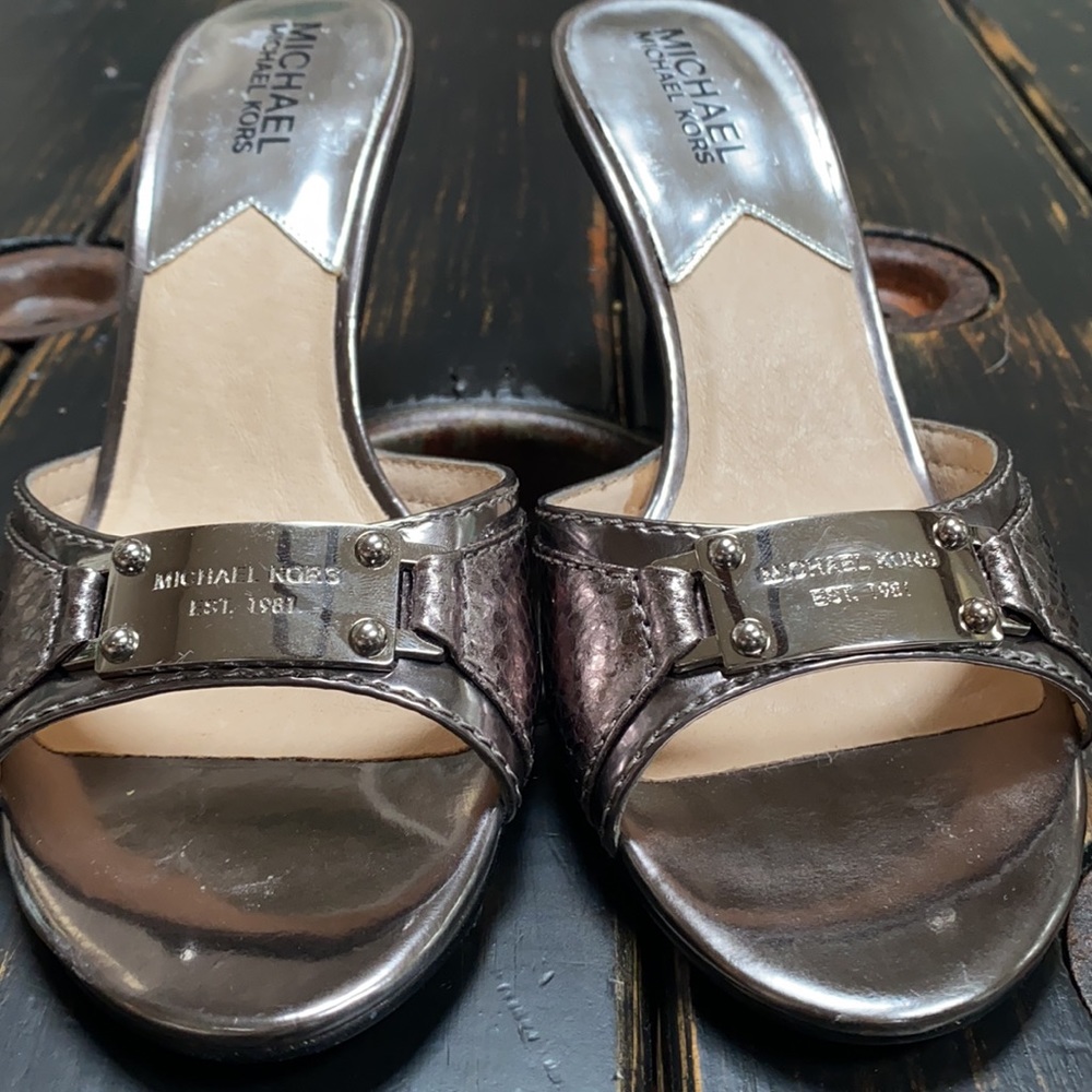 NWOB- Michael Kors Silver Kitten Heel Slides